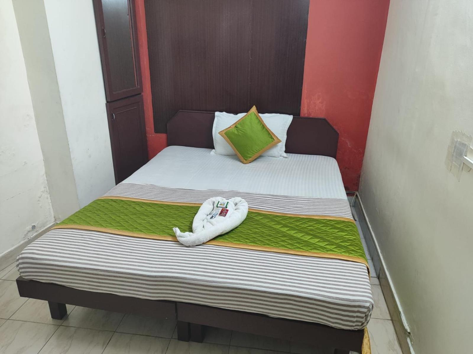 Hotel Gamas Inn Thiruvananthapuram Exteriör bild