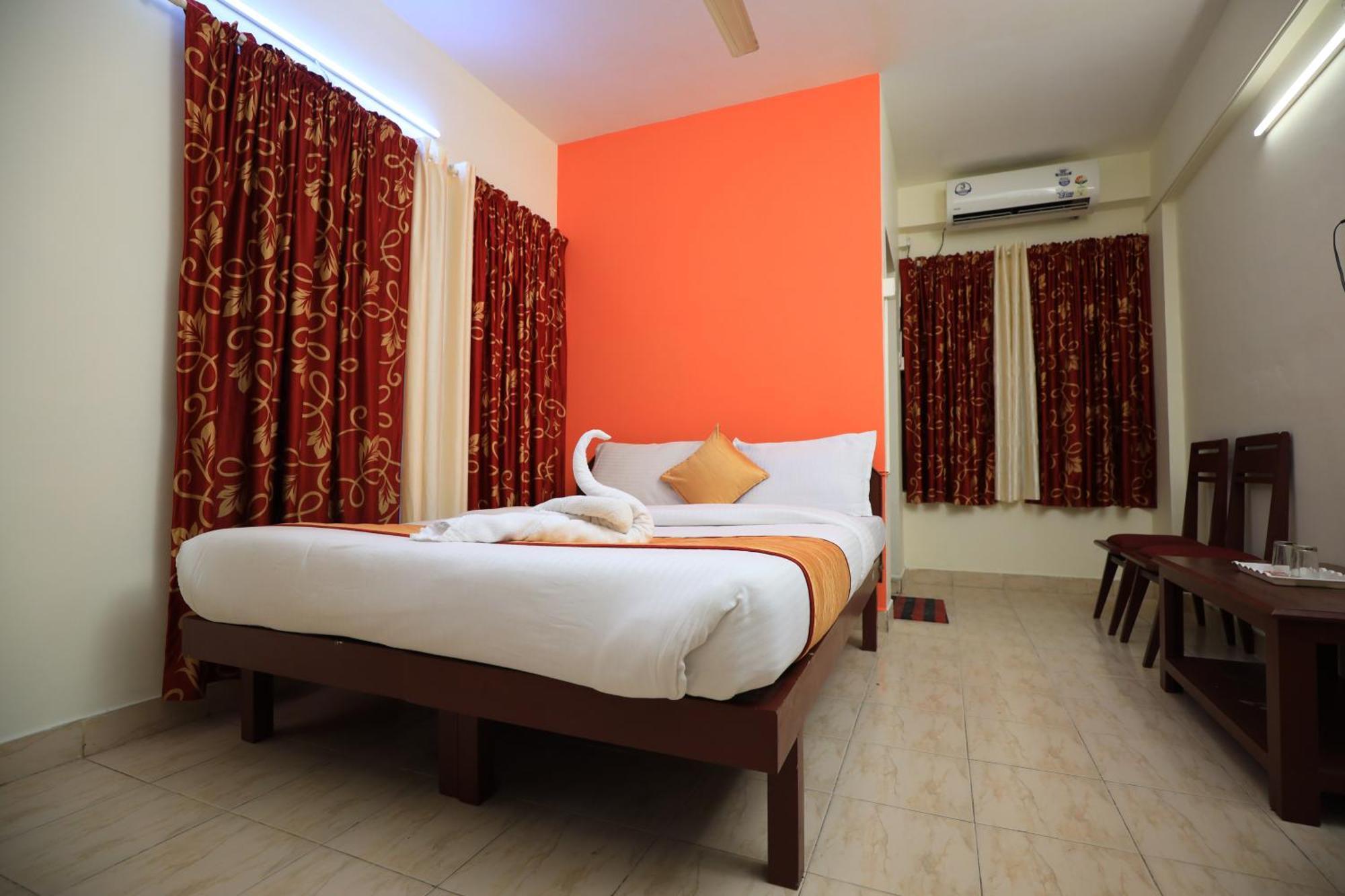 Hotel Gamas Inn Thiruvananthapuram Exteriör bild