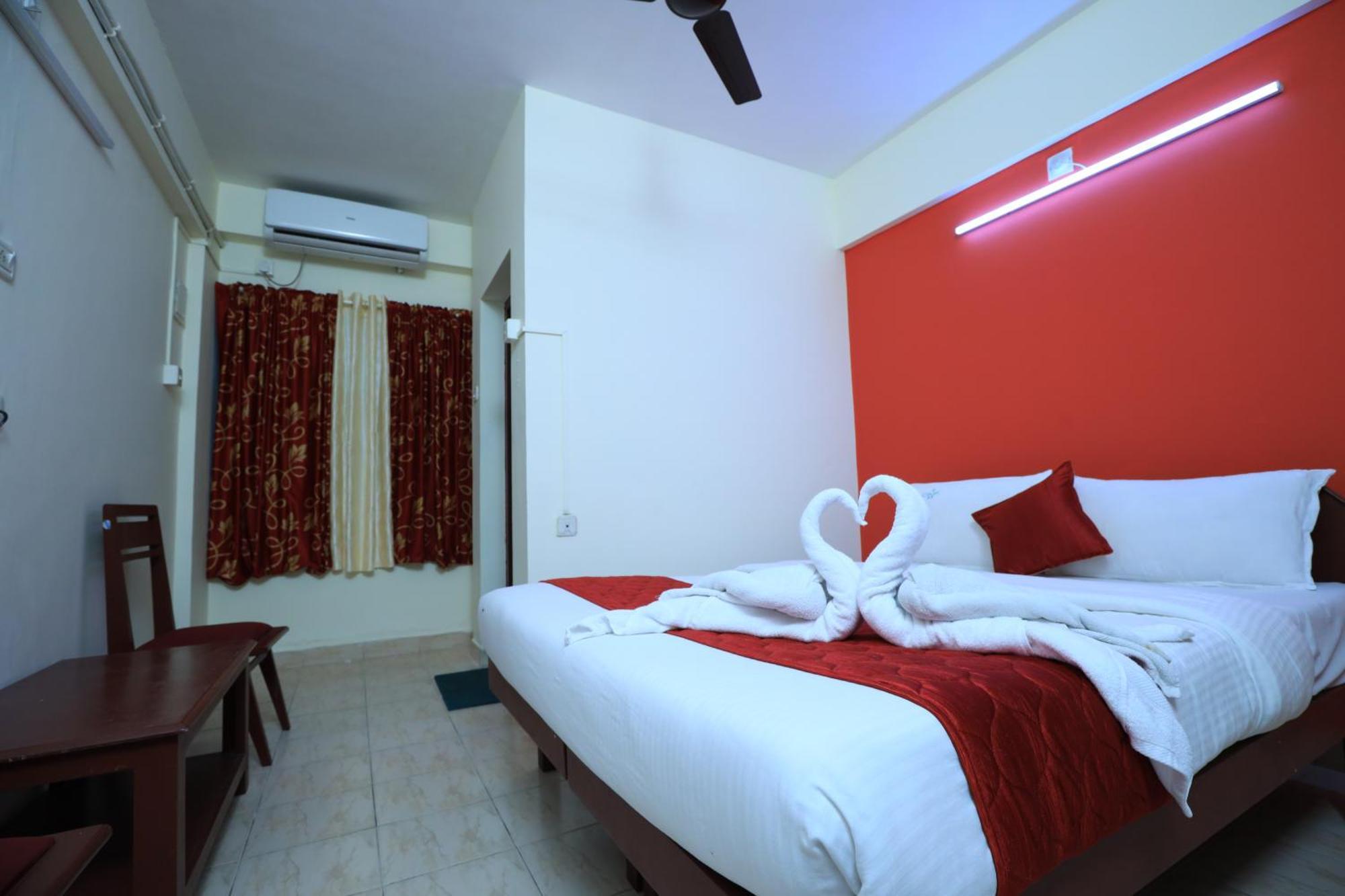 Hotel Gamas Inn Thiruvananthapuram Exteriör bild