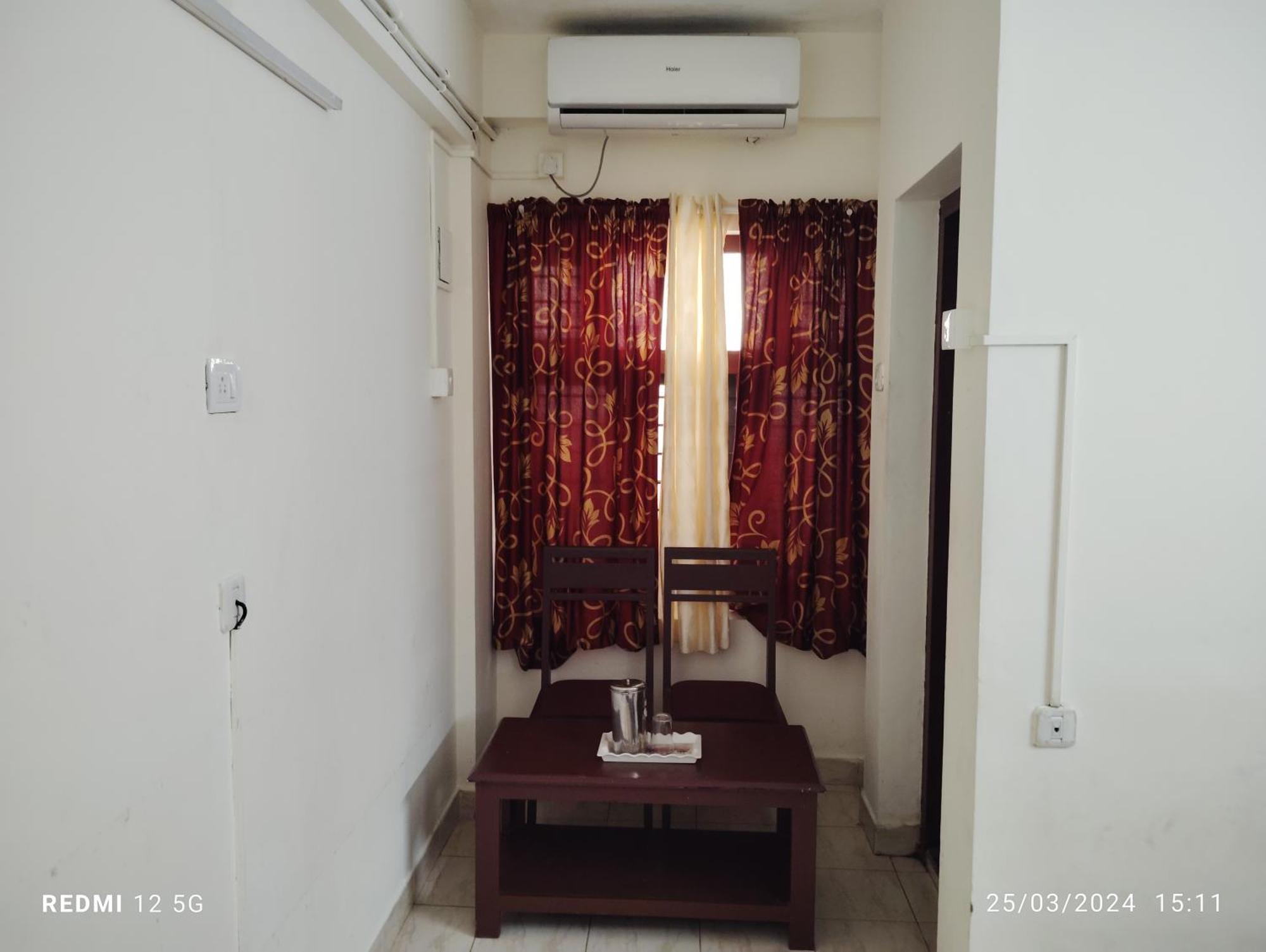 Hotel Gamas Inn Thiruvananthapuram Exteriör bild